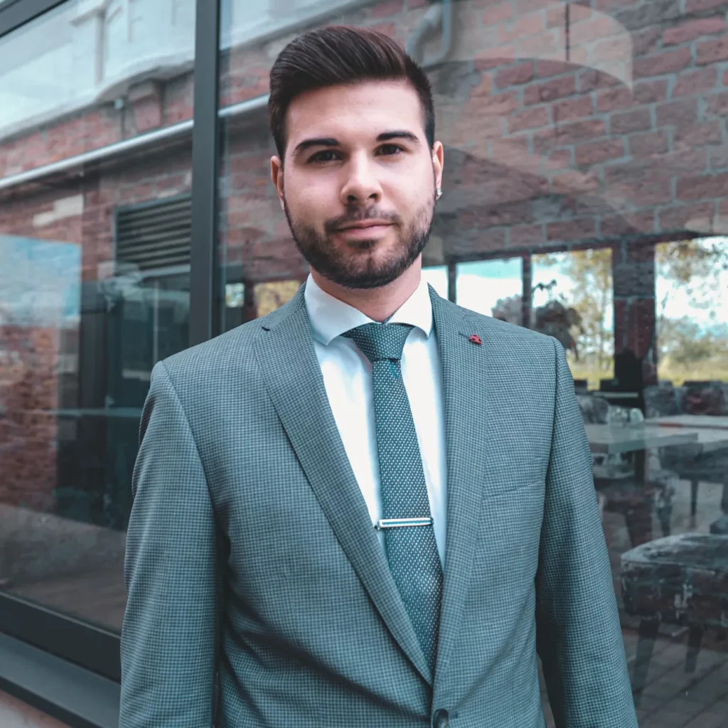 Dominik Fuchs - Gesellschaftender Geschäftsführer FiNiTRY